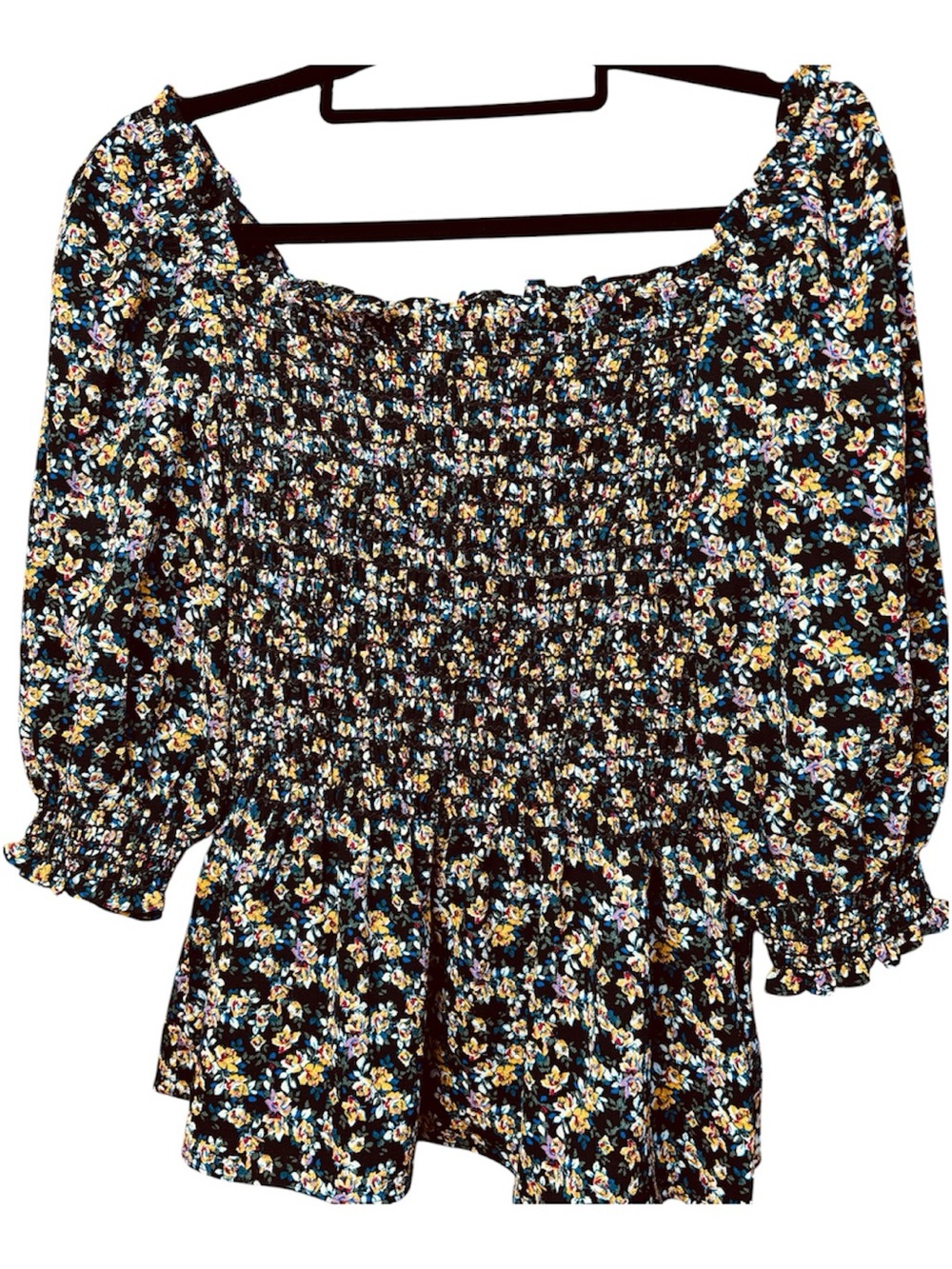 Women's Max Studio medium smocked top and with floral pattern/black background
